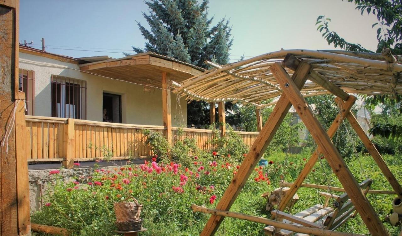 Armen'S B&B Севан Экстерьер фото